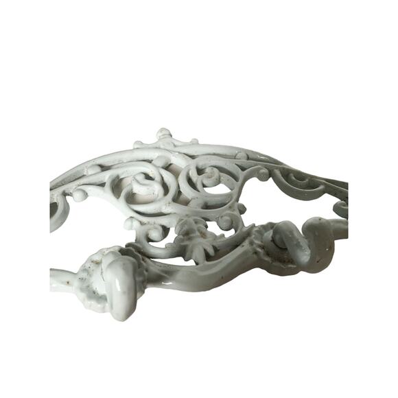 Decorative Ornate Metal Enamel Wall Hooks Coat keys etc - Picture 3 of 5